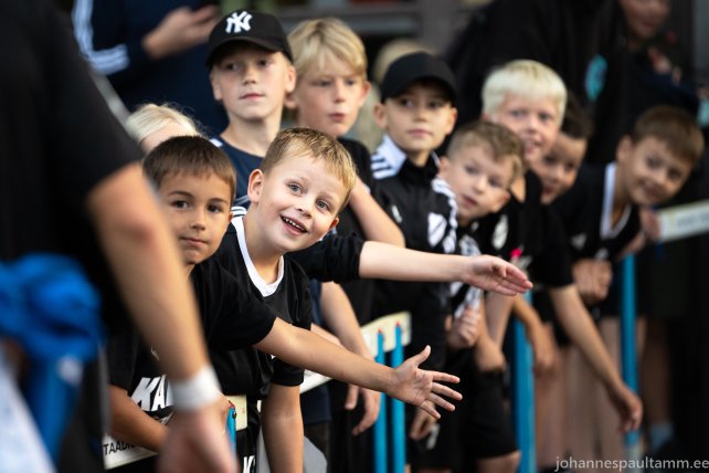 41 Nõmme Kalju vs FC Kuressaare 4-1 27.08.23