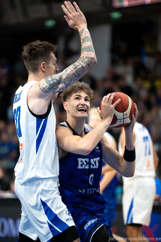 12 Estonia vs Czech Republic 74-77 12.08.23